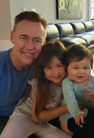 Sandra Cho's husband, Kevin Durand, and children.